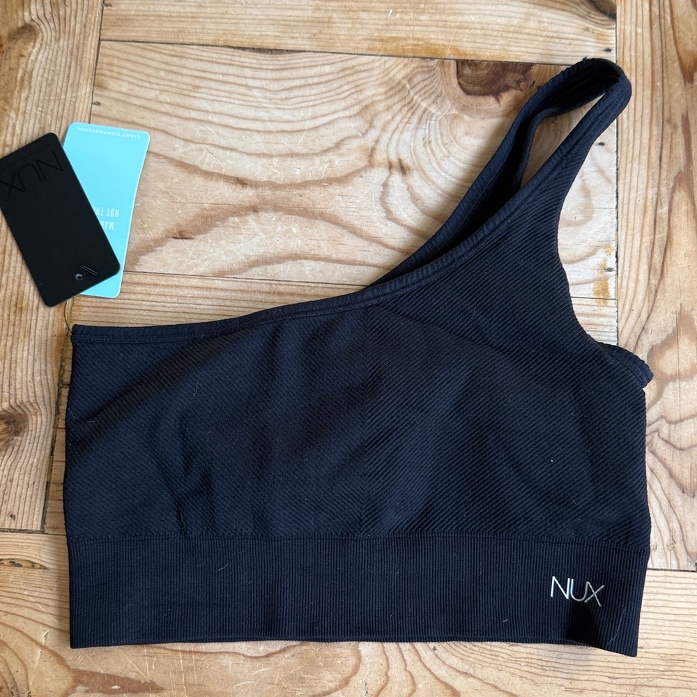 Nux Shoulder Holder Sport Bra